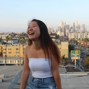 Meet your Posher, Caitlyn